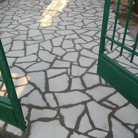 Manto House - Amalia